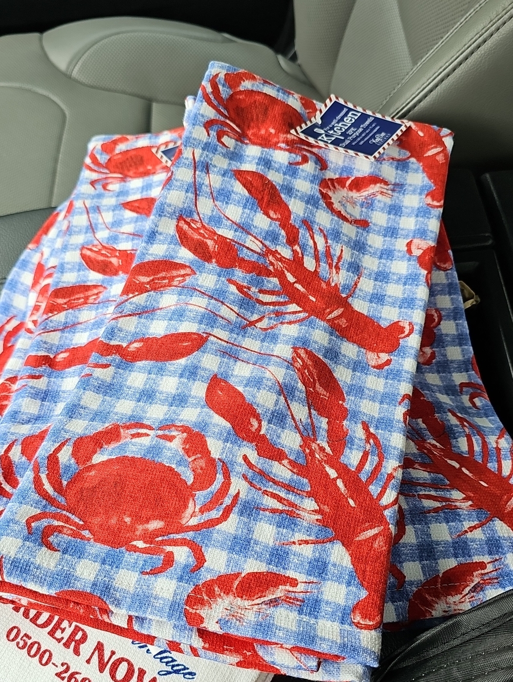 NWT:  Crab & Lobster Kitchen Towel - Blue and Red:  KayDee Design, Set Of 2